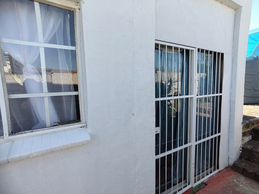 11 Bedroom Property for Sale in Parys Free State